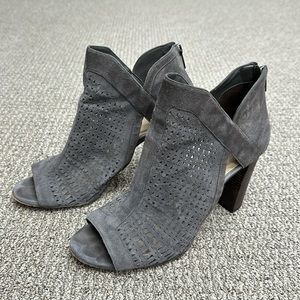 Women’s Size 11 Vince Camuto Gray Suede open toe booties